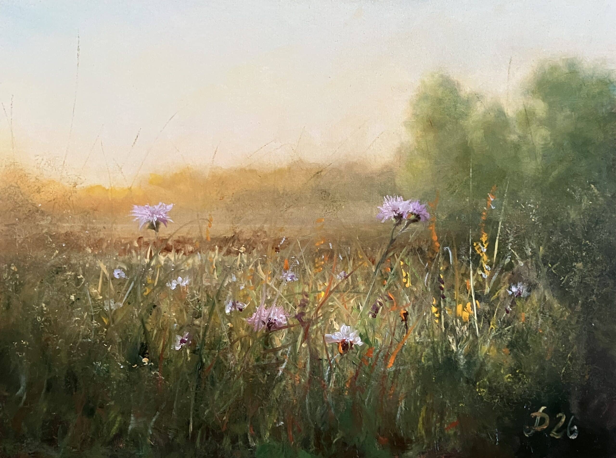 Impressionistisches Ölgemälde einer sommerlichen Wildblumenwiese mit lila Disteln im goldenen Gegenlicht der Sonne.